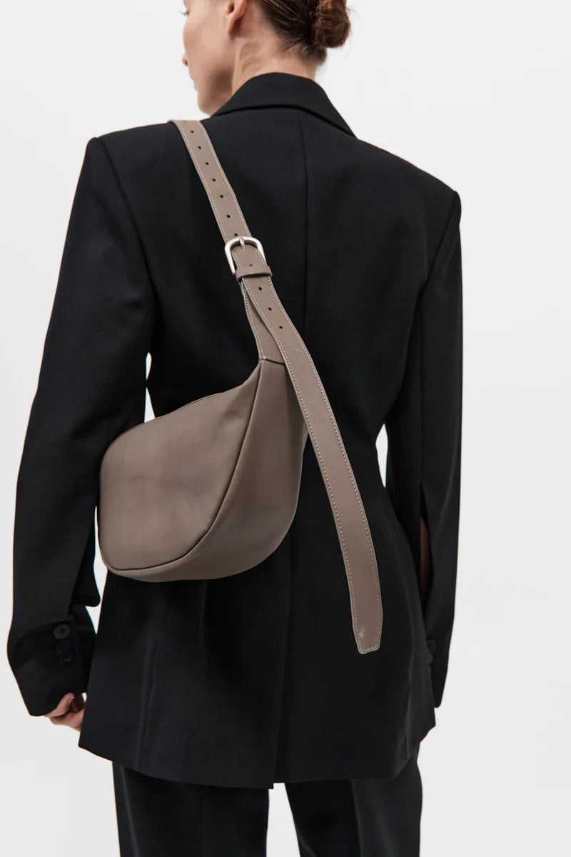 Adjustable Crescent Bag