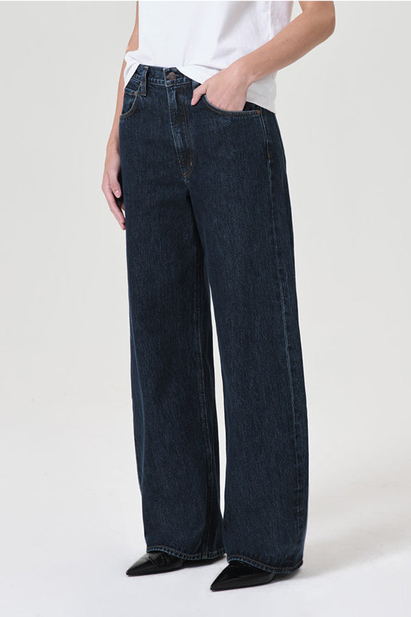 Low Curve Jean, Pendulum