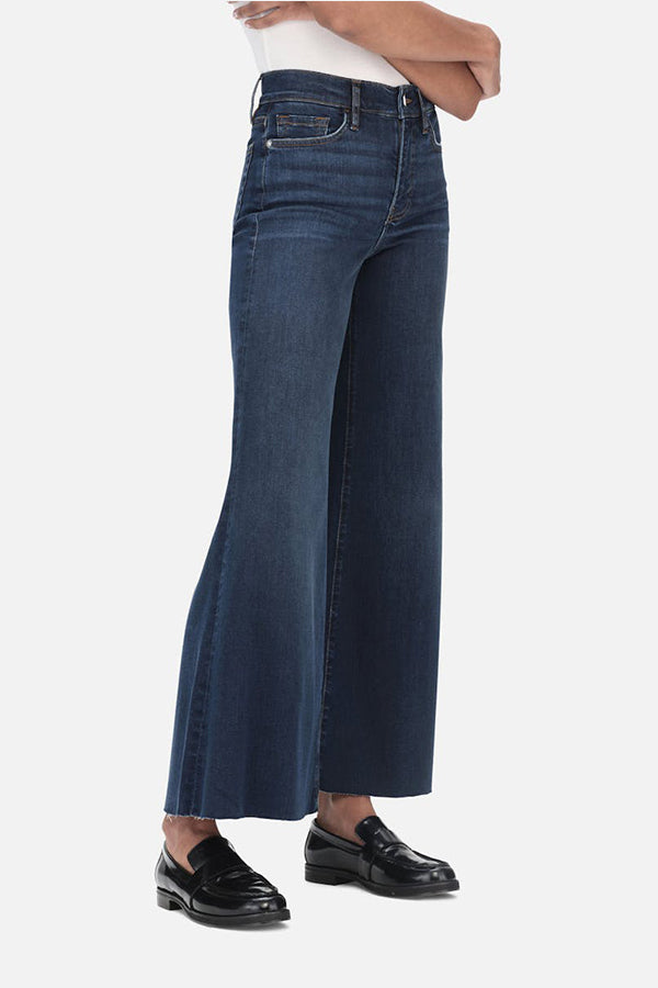 Le Palazzo Crop, Majesty