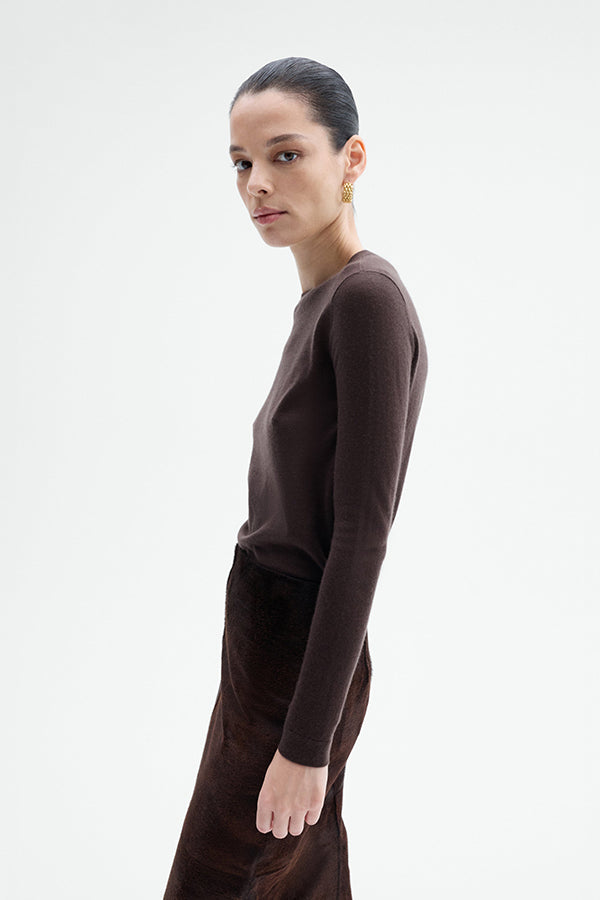 Long Sleeve Crew in Fine Cashmere, Chocolate
