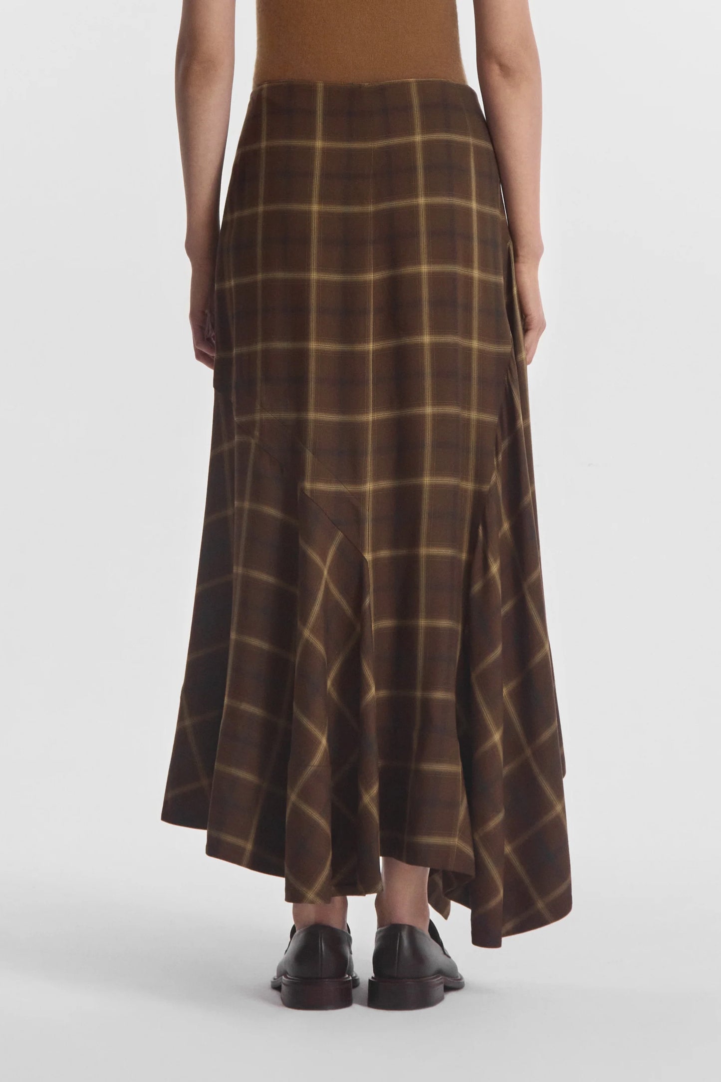 Asymmetric Full Skirt in Check Plaid