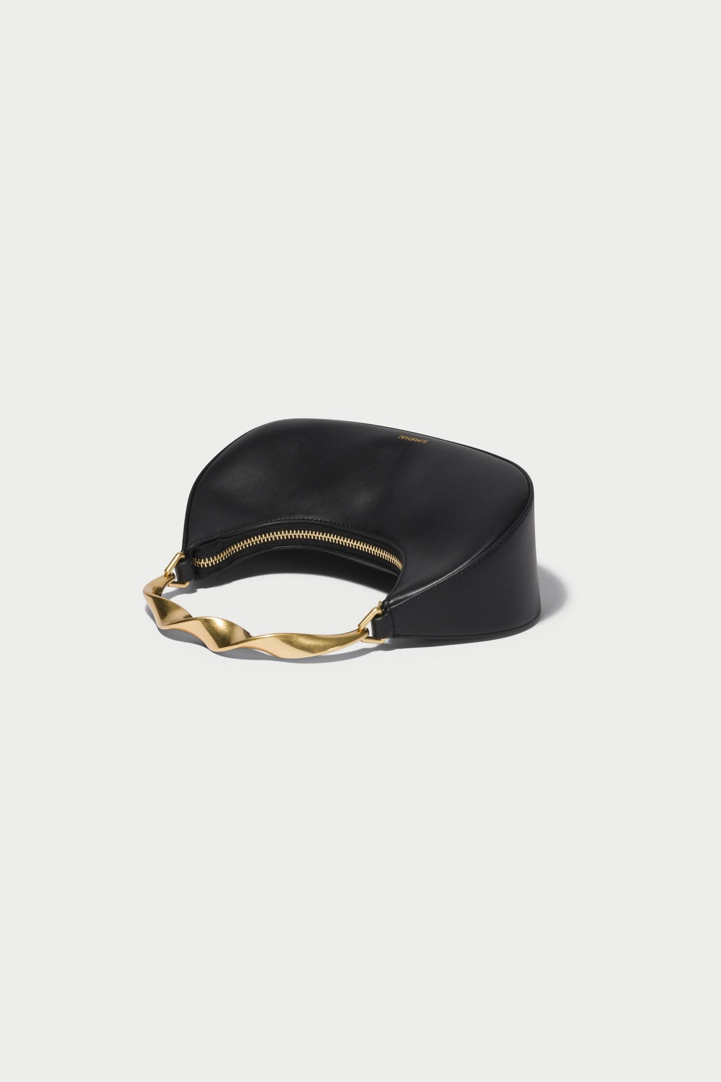 Nixi Hobo, Black