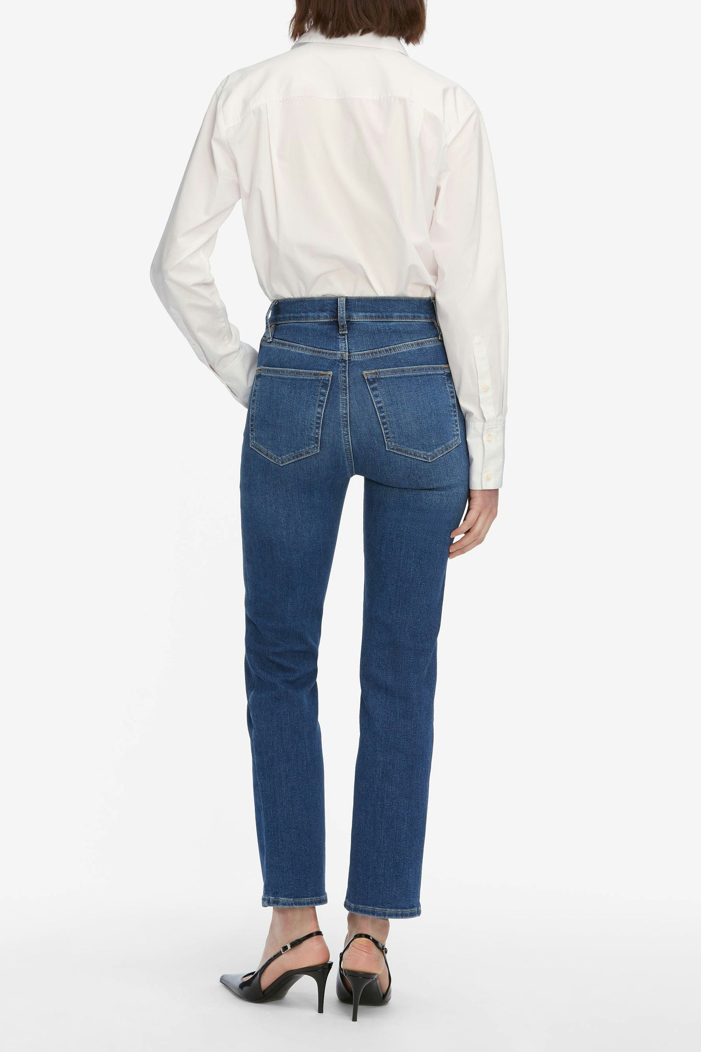 Le Sleek Straight, Femma