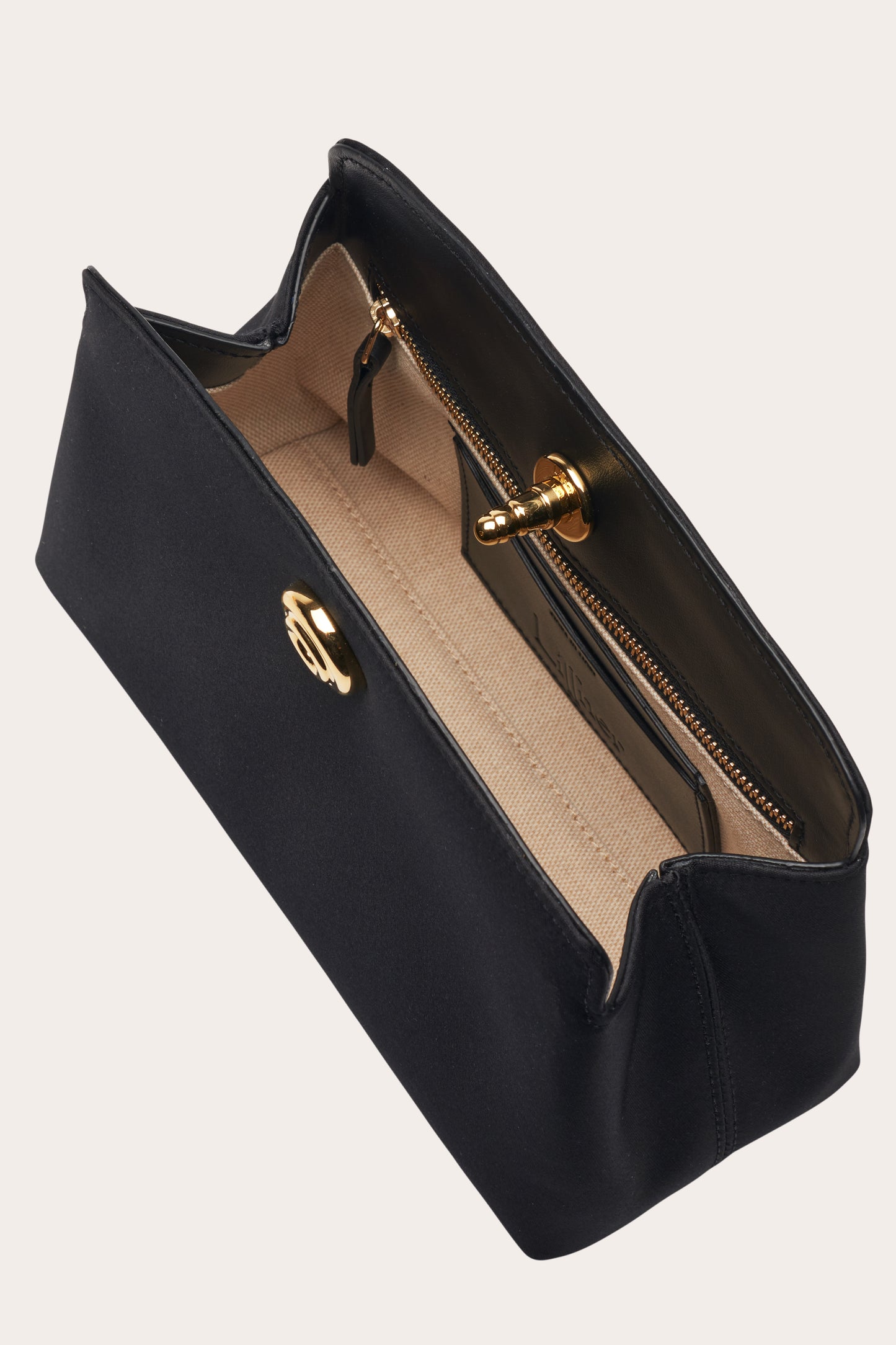 Pushlock Clutch, Black