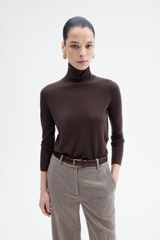 Slim Turtleneck in Fine Cashmere, Chocolate