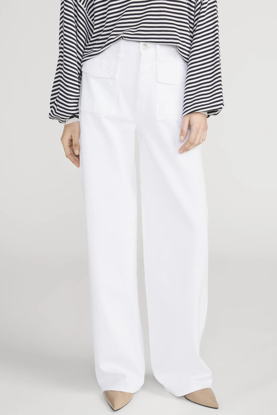 The Collegiate Pocket Jean, White