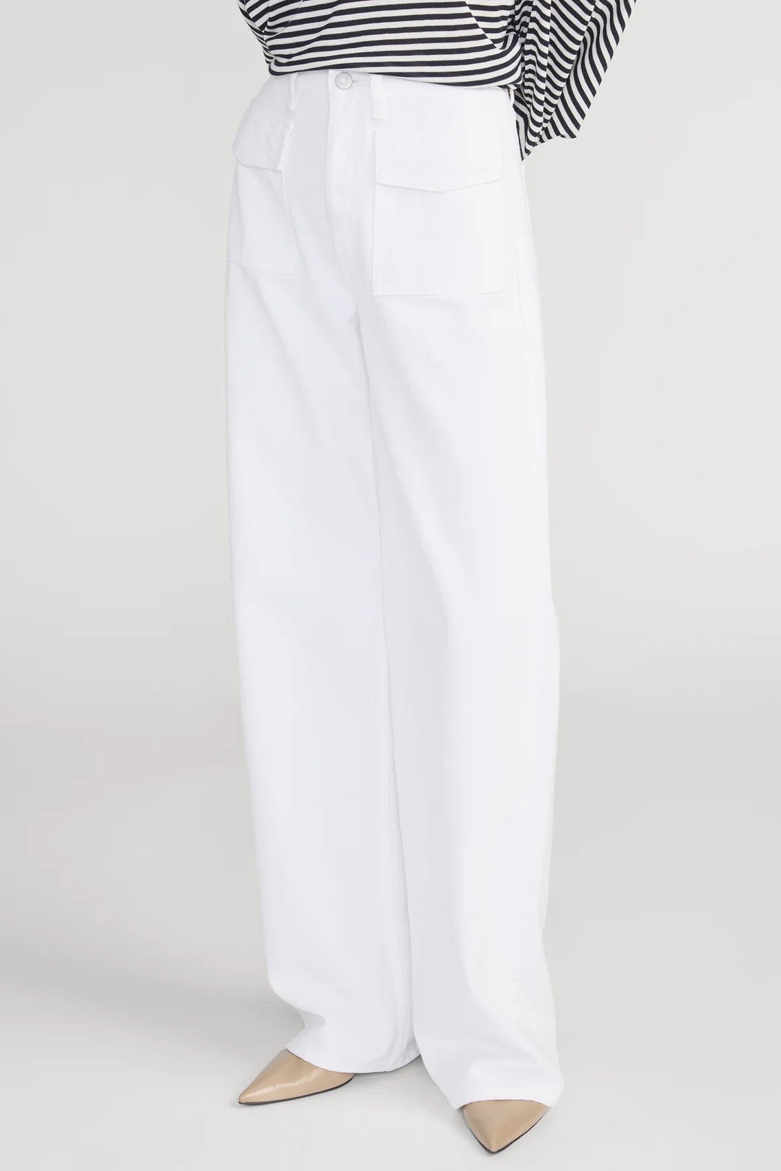 The Collegiate Pocket Jean, White