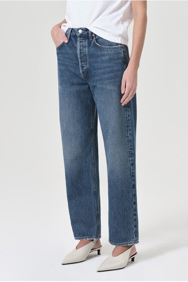 90's Mid-Rise Straight, Essence