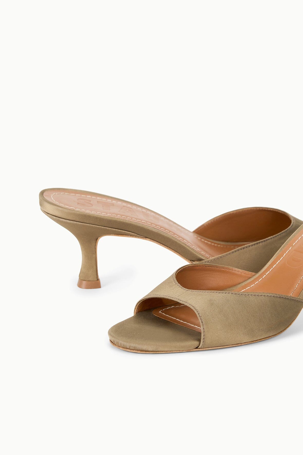 Brigitte Mule, Truffle