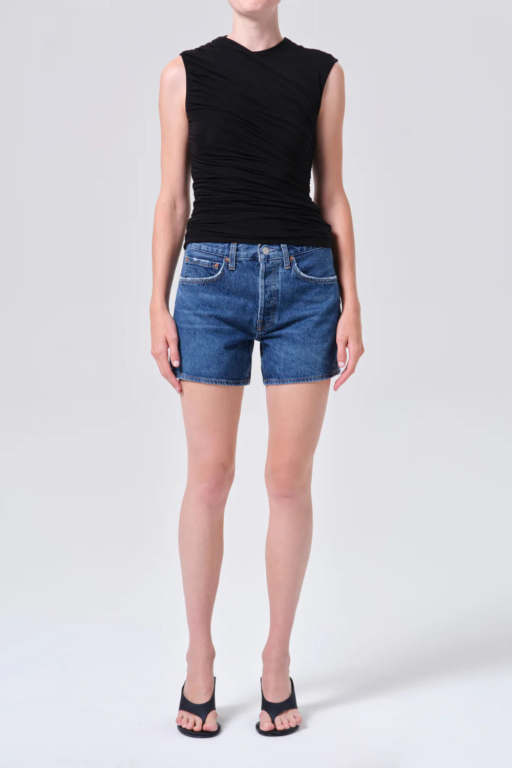 Parker Long Short, Enamour