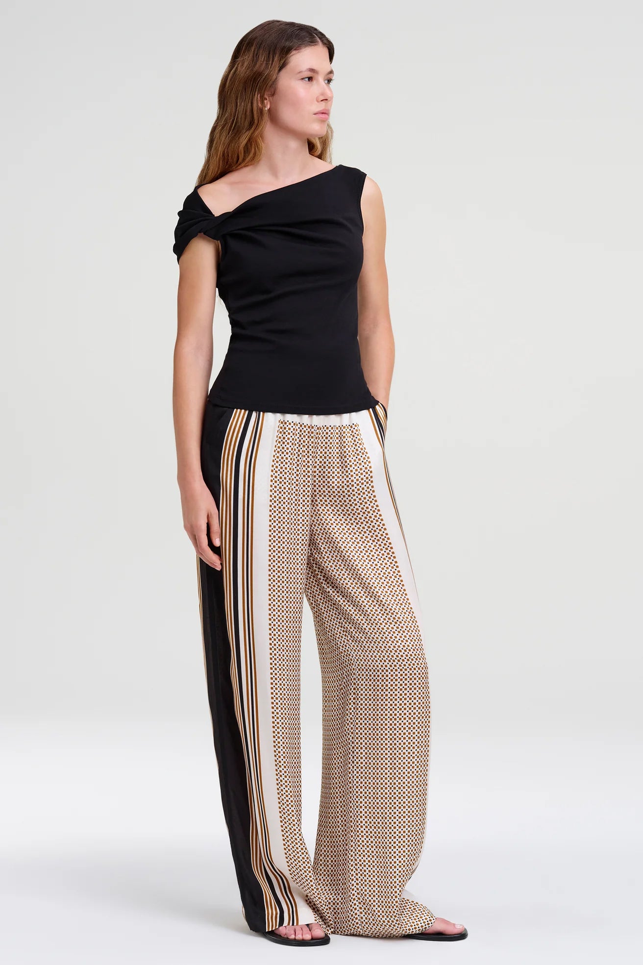 Cece Off-Shoulder Tee