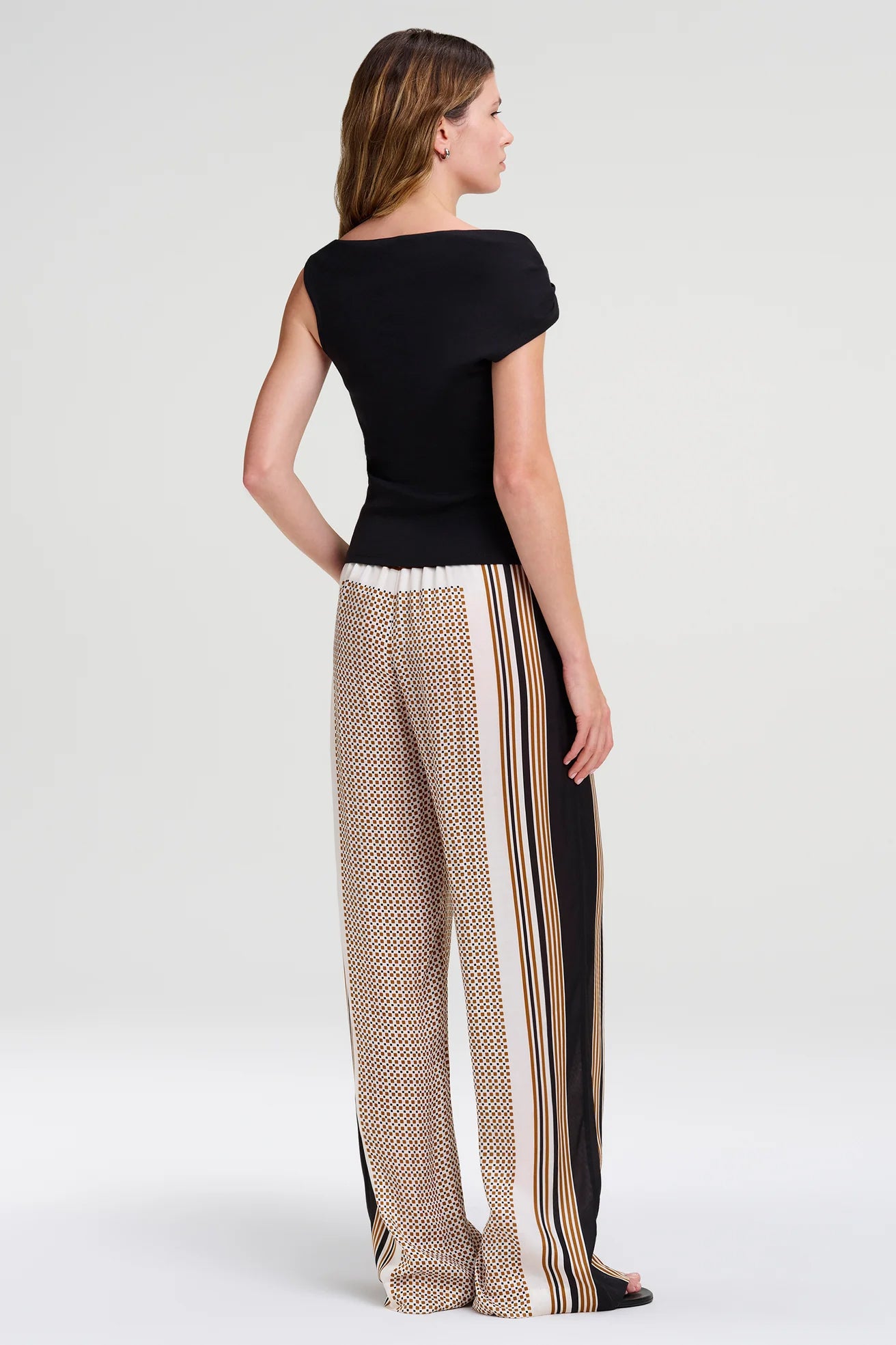 Cece Off-Shoulder Tee