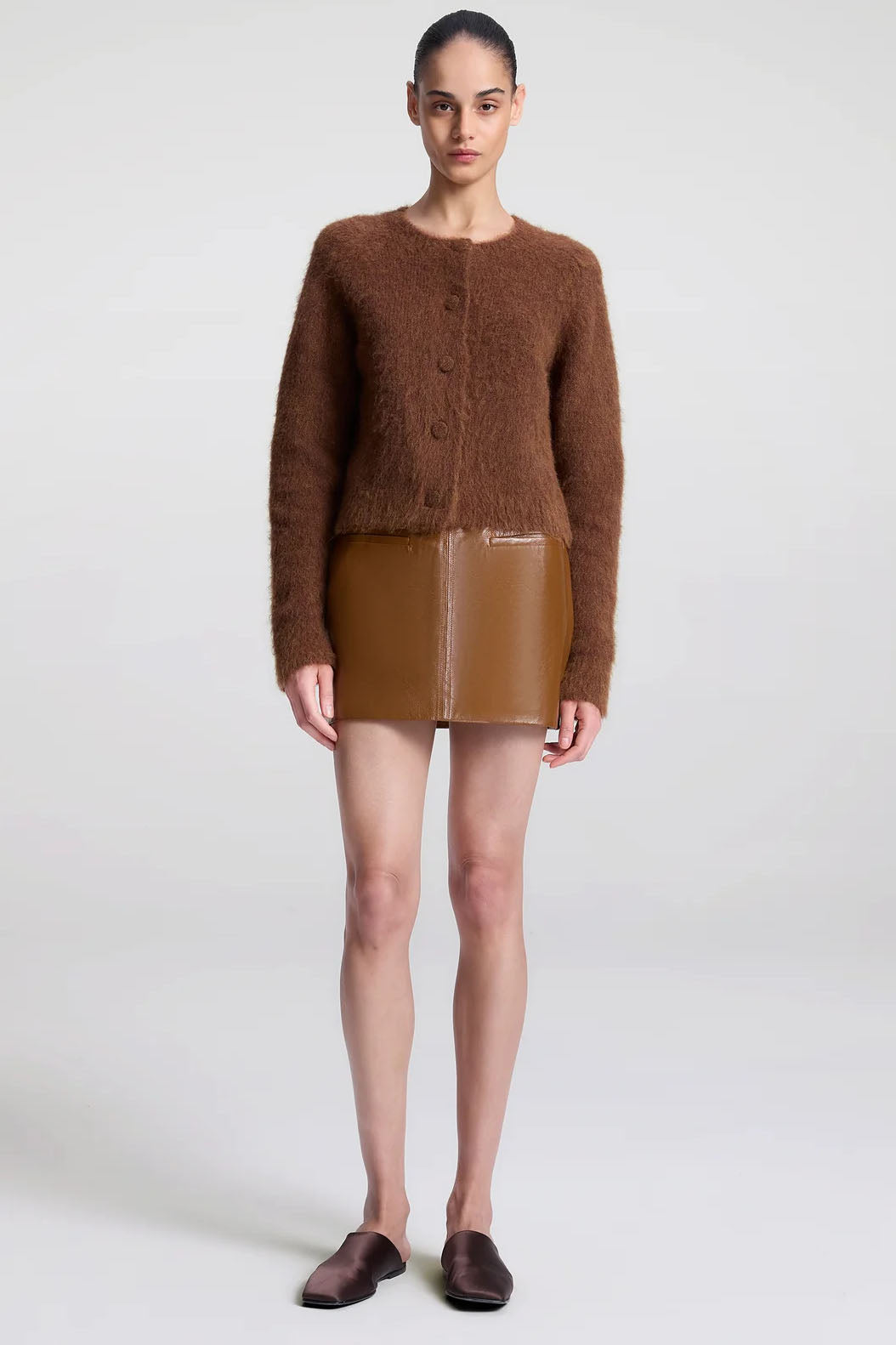 Cowan Skirt, Saddle
