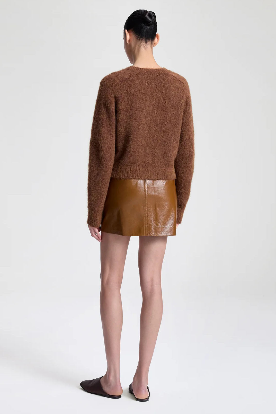 Cowan Skirt, Saddle