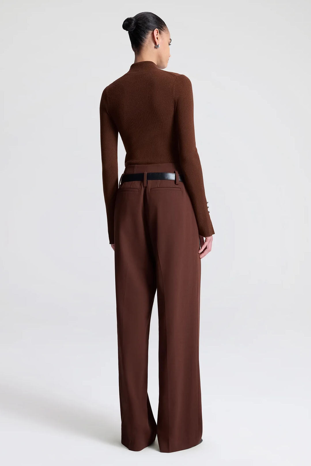 Jett Top, Brunette