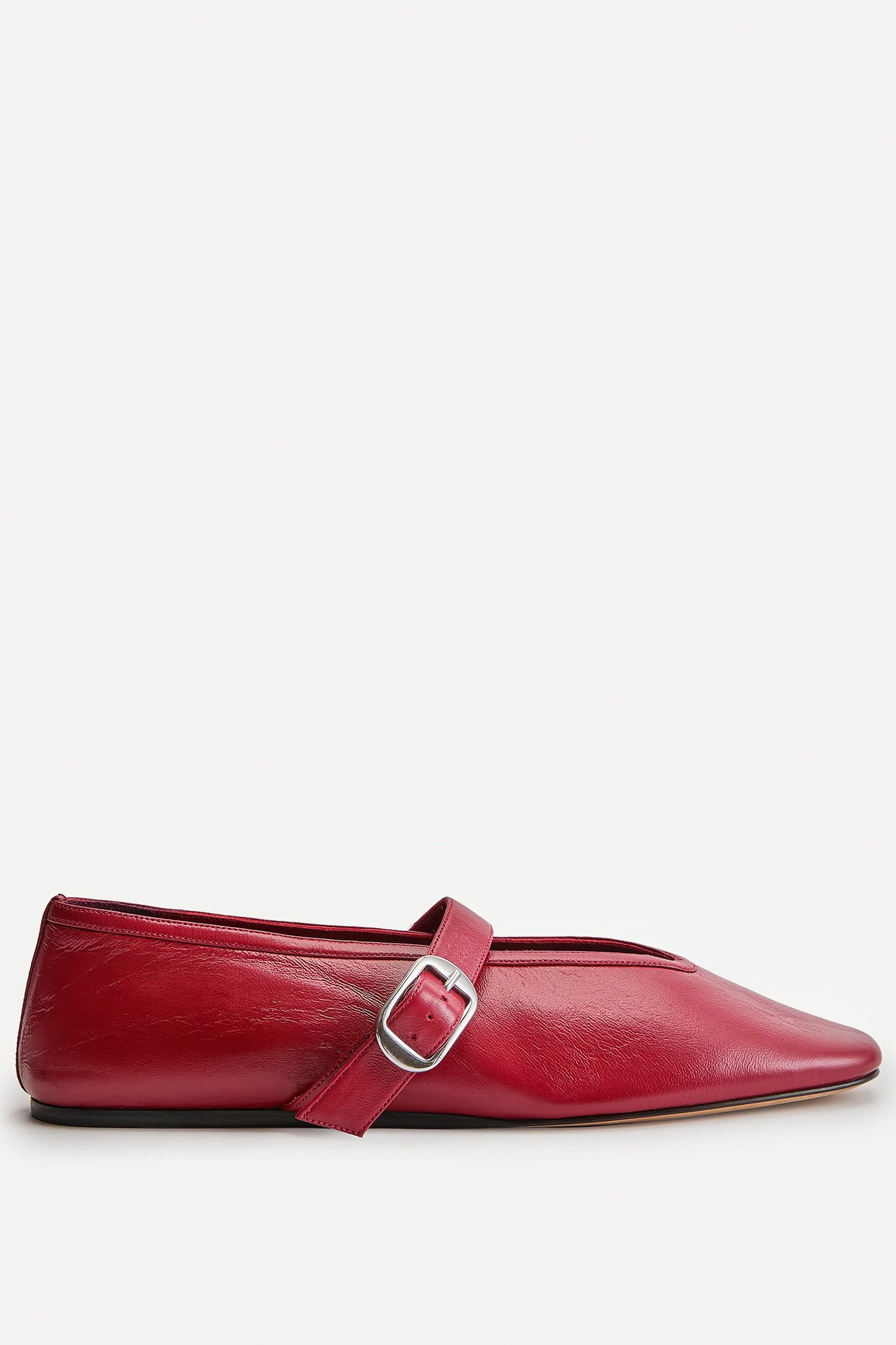 Stella Slipper, Lipstick