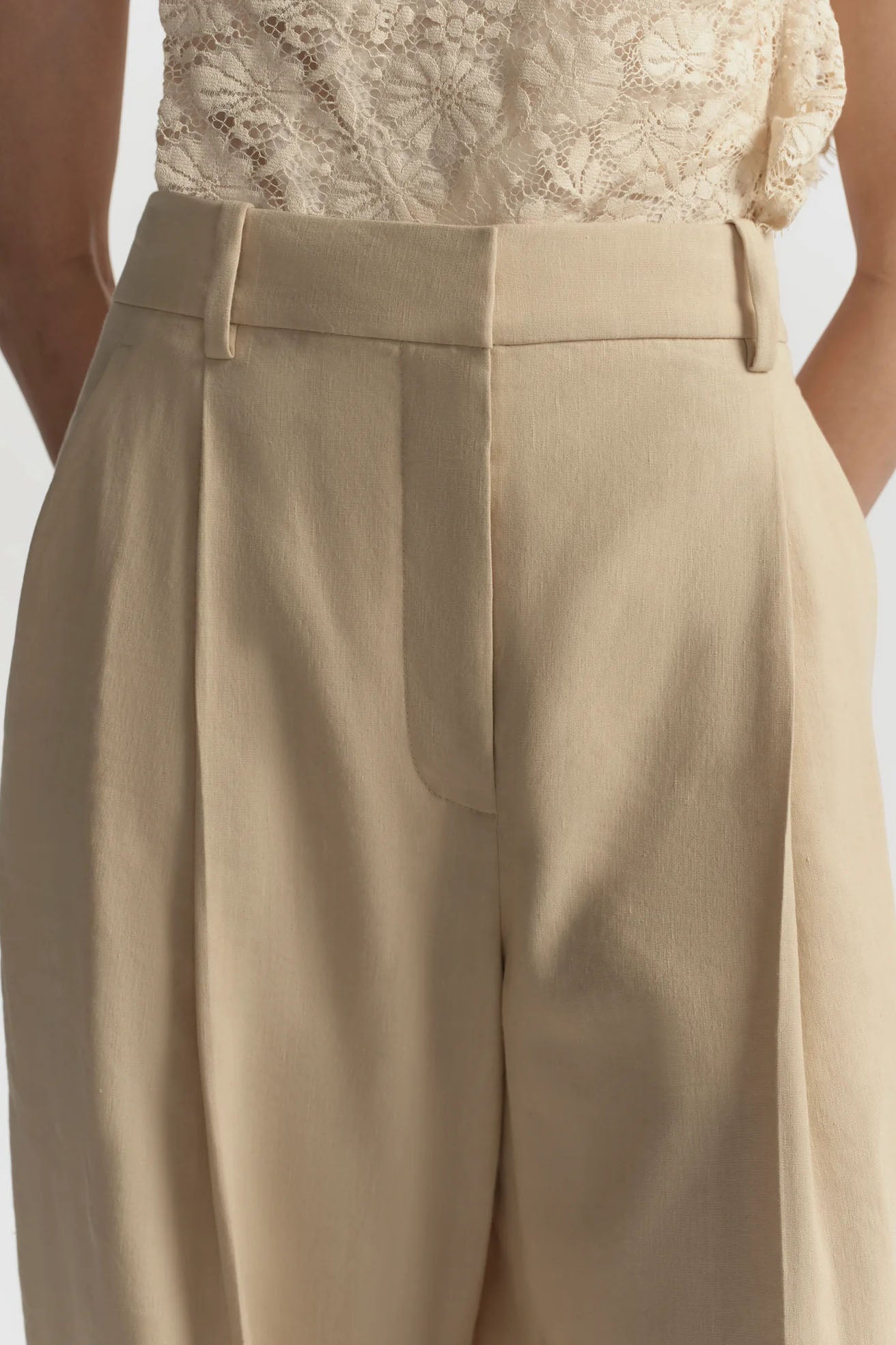 Winston Pant, Crema Dolce