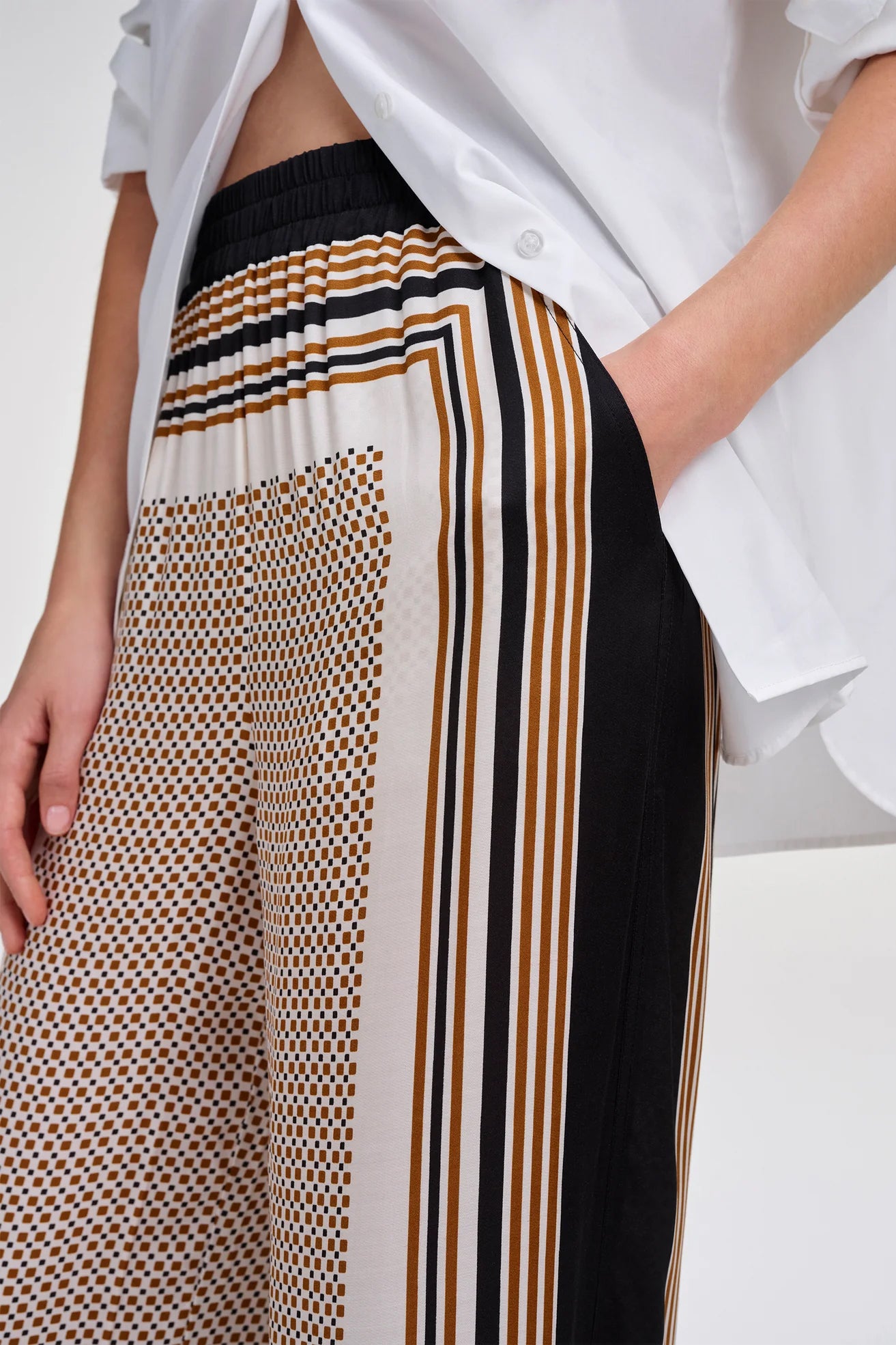 Tyler Scarf Print Pant