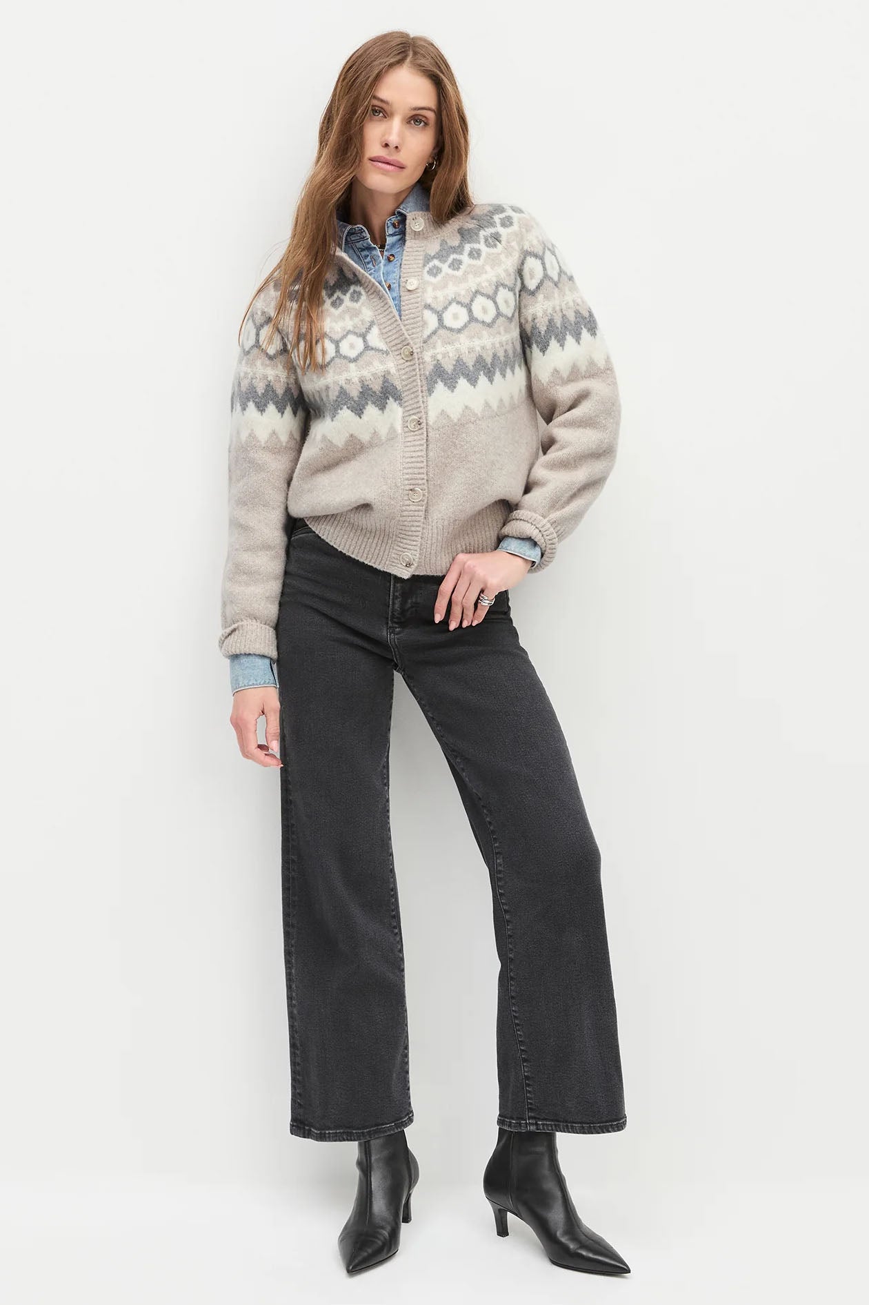 The Snowed in Cardigan, Shortbread