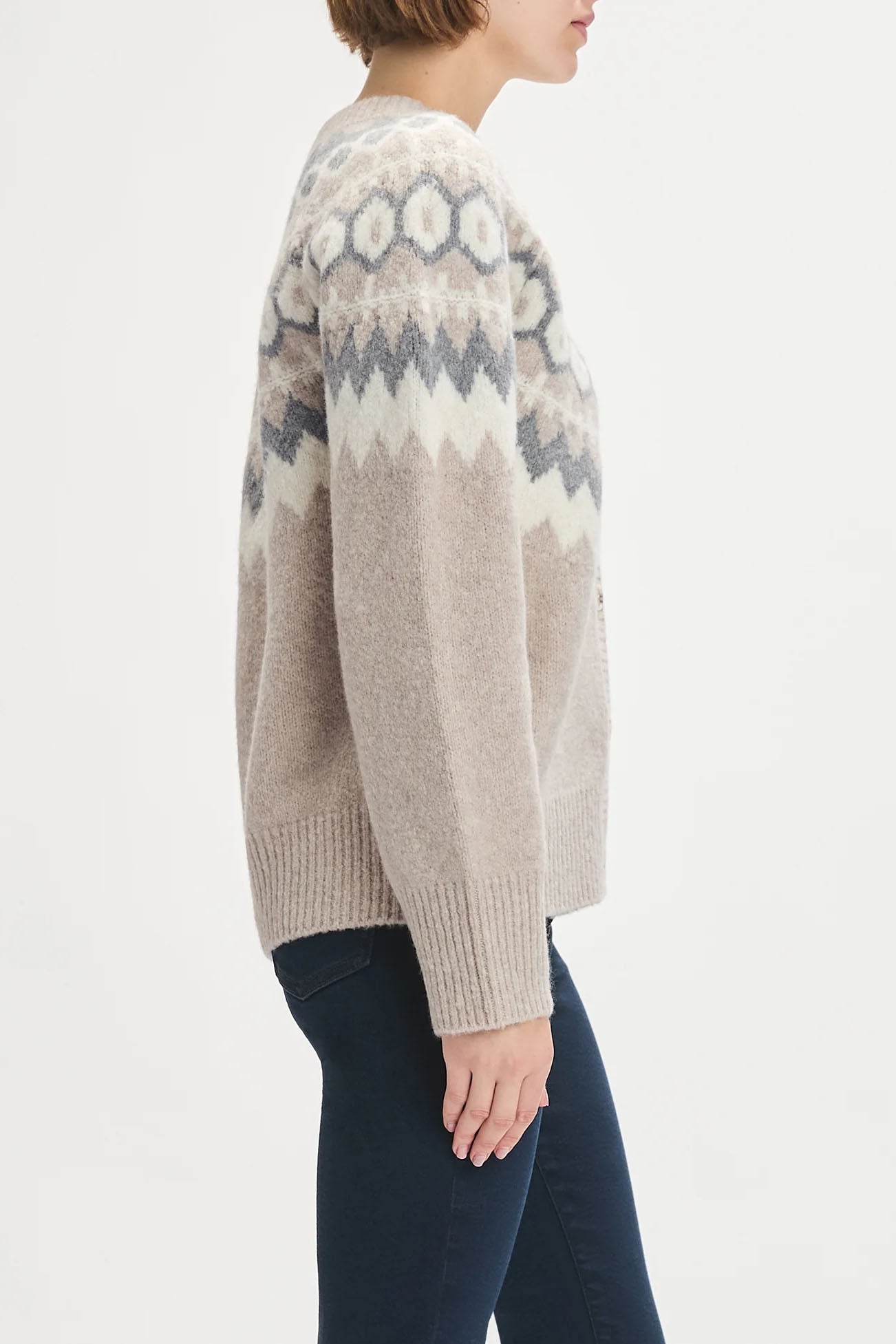 The Snowed in Cardigan, Shortbread