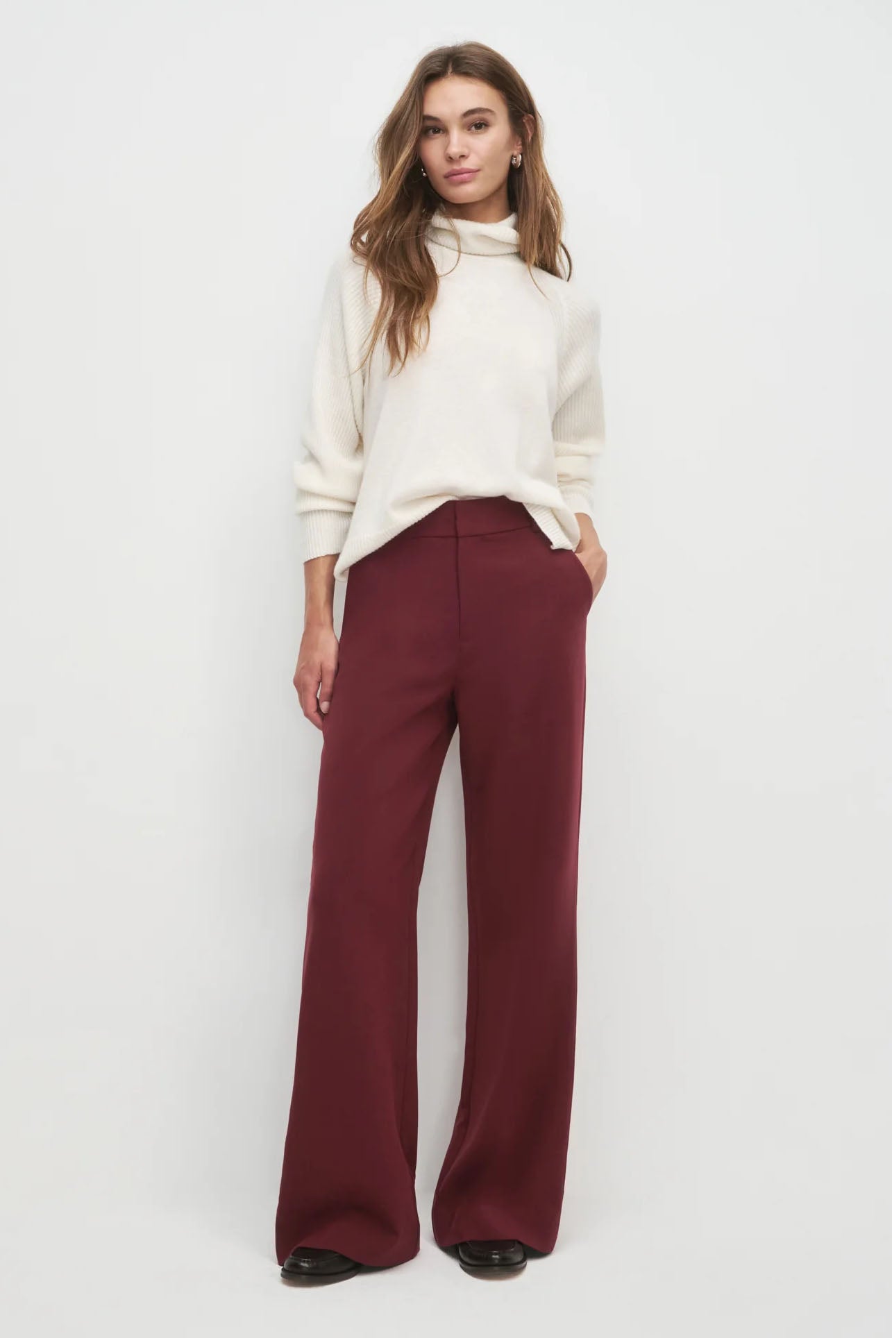 The Jones Pant, Vino